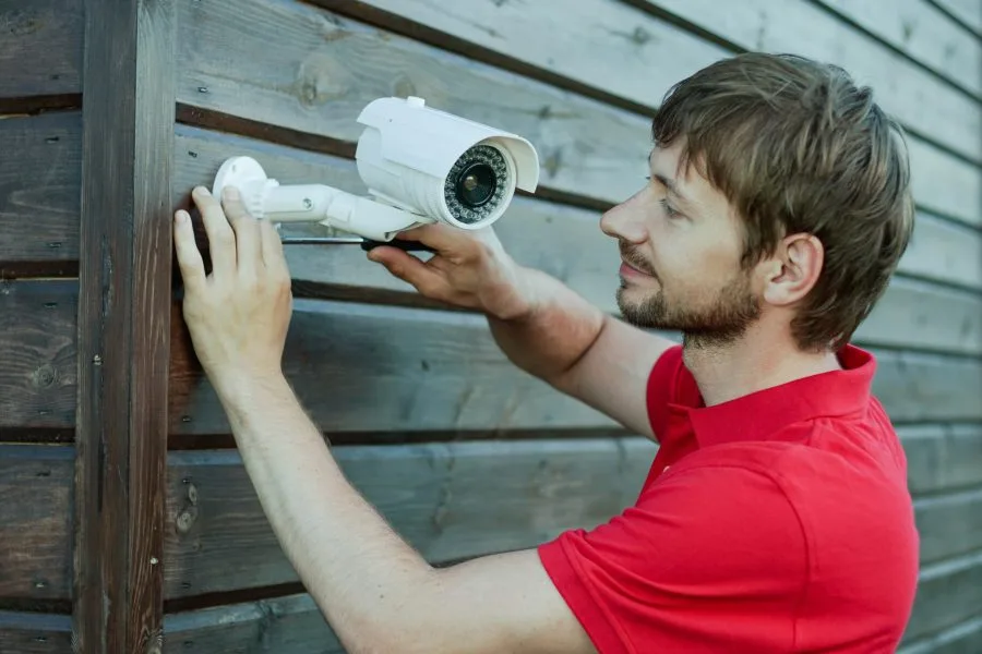 DIY vs. Professional Monitoring