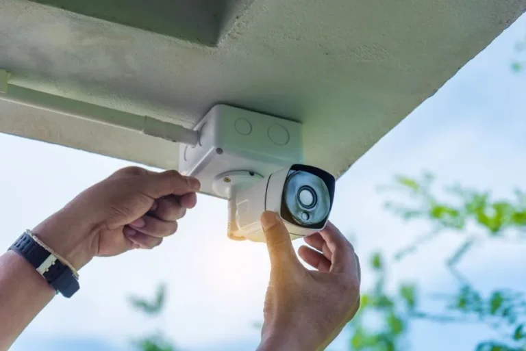 Security cameras mounting height